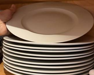 DIFFERENT PLATE SETS, BOWLS 