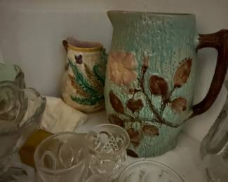 Majolica creamer