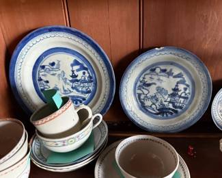 Antique Chinese porcelain, Teacups