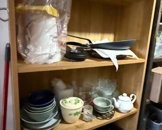 More vintage ceramics and kitchen