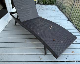 Nice modern chaise lounge