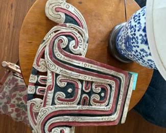 Papua New Guinea splash board carved, older