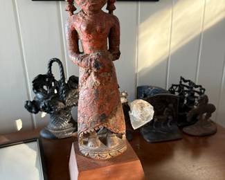Early Ivory Coast Baoule female statue