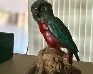 Cast iron parrot doorstop