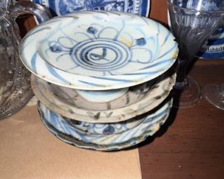 1800s Chinese ceramic footed dishes