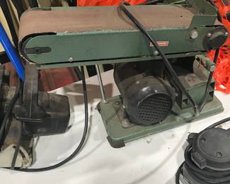 Belt sander