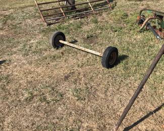 Small axel, metal gate