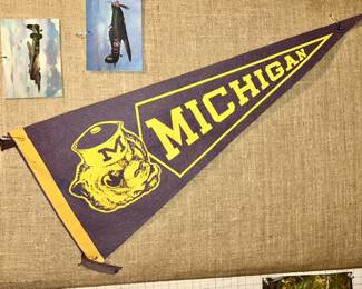University of Michigan pennant 