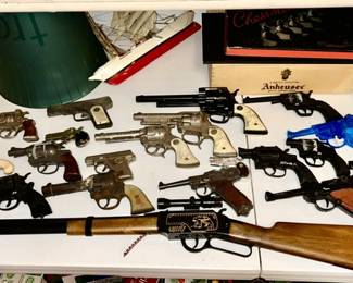 Vintage toy cap guns (Some SOLD)