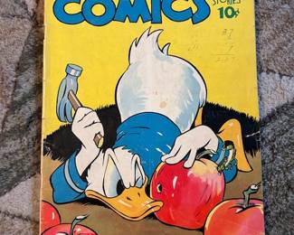Walt Disney's 10 cent Comic, November 1945, a couple tears on the cover