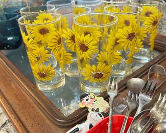 Sunflower glassware