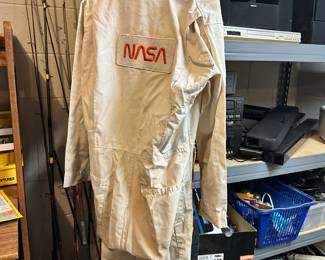 Same suit only the back. This is authentic. 