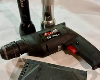 Skil Model 6225 3/8-inch Variable Speed Reversing (VSR) corded electric drill.