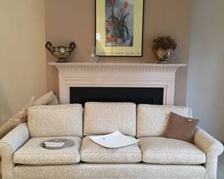 Stunning and like new sofa!