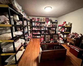 Vintage Christmas Extravaganza, Vintage Barbies in Box, Barbie Dolls, Vintage Dolls, Radko Christmas Ornaments, Christmas Decor, 