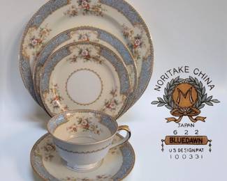 Fine Noritake Porcelain Dinnerware Service for 10 bid #18