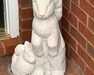 Outdoor Rabbit Statue