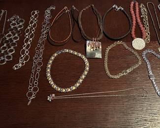 Incredible Selection of High End Fashion Jewelry - Rings, Necklaces, Bracelets, Earrings, Watches, Pendants and more! 