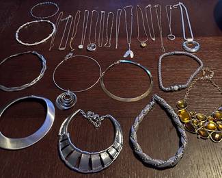 Incredible Selection of High End Fashion Jewelry - Rings, Necklaces, Bracelets, Earrings, Watches, Pendants and more! 