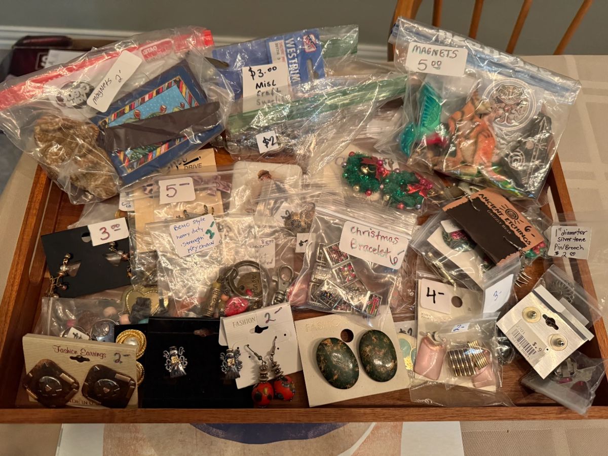 Costume & Holiday Jewelry