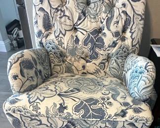 Pier 1 indigo blue uph.chair