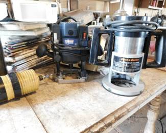 B&D 1 1/2hp Plunge Cut Router, HOMIER 1hp Router, Rockwell Model 4600 Router, w/case