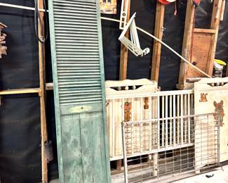 Antique baby bed/shutter