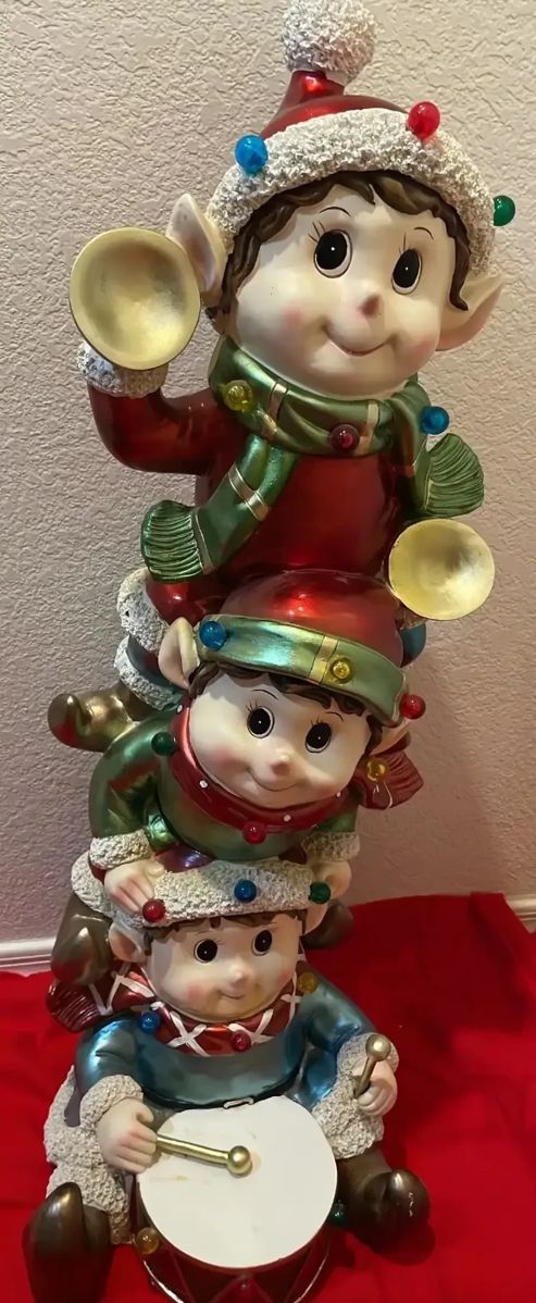 Kringle Express Elves Drumming