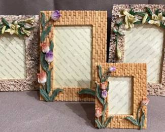 Flower Themed Picture Frames 