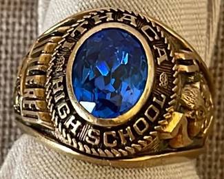 Ithaca 1974 High School Ring 