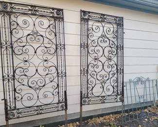 Stunning addition to your decor, however you see fit to use it!