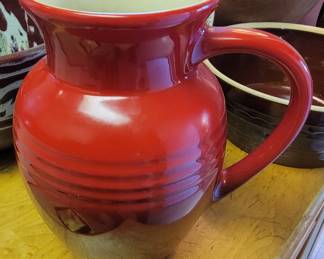 Hey, hey, hey....it's Le Creuset! 