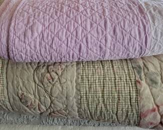 Lovely linens-a-plenty!