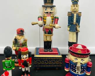 Vintage Wooden Nutcrackers Lot 7 Of 7 
