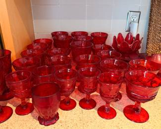 Red glassware collection 