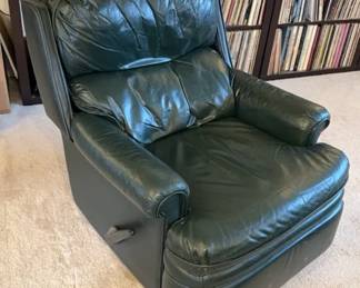  Forest Green Leather BarcaLounger Reclining Chair * Quality & Comfortable!