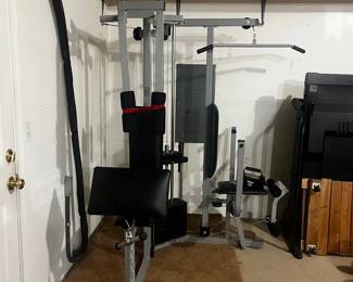Weider Pro 9930 Home Gym * Pull Down, Tris, Bis, Chest, Quads & More