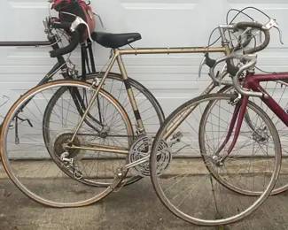 3 Vintage & Collectible Road bikes * Cannondale, Made in France Motobecane, RARE Dolphin