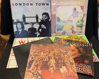 2~WINGS; ELTON JOHN; ROLLING STONES; THE KINKS Records LPs