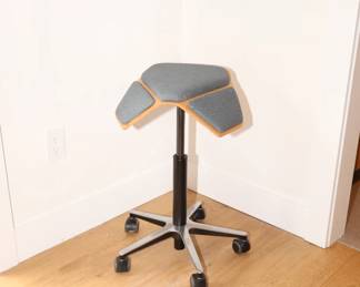 Branch Saddle Chair ILOA PLus