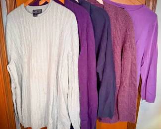 (5) Women’s Cashmere Sweaters – Mixed Brands & Sizes

