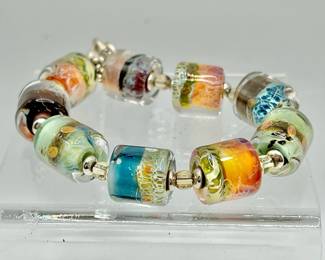 Fascinating Glass Beaded Bracelet with Sterling Silver Clasp

