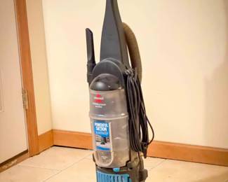 Bissel Model 68C77 Vacuum
