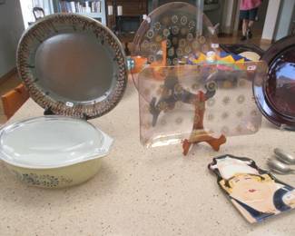 MCM Dorothy Thorpe Serving Tray, Gold Atomic Starburst. Vintage Pyrex"Homestead" Covered Casserole.