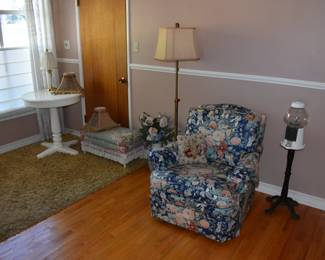 Front Bedroom Overview