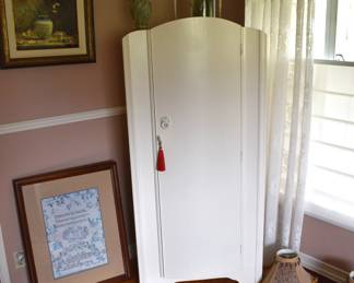 Front Bedroom Close Up