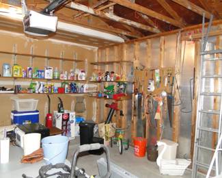 Everything in the garage is ready for a new home