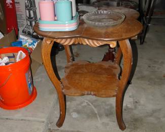 Clover table with stuff on it