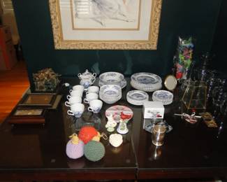 And why not take two pictures of the same items