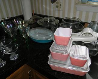 Hot pink even looks good on vintage pyrex